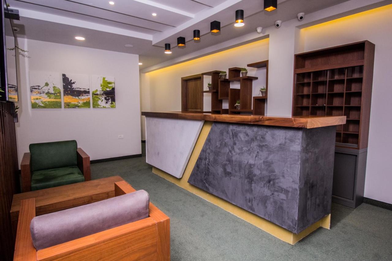 Hotel Bograd - Apartments & Lounge Station Struga Bagian luar foto